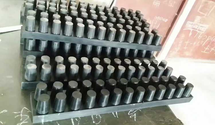 釘型氯丁橡膠減震板 釘型氯丁橡膠減震板